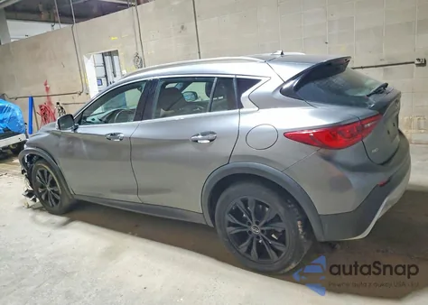 2017 Infiniti Qx30 Base z USA, uszkodzony, nr VIN SJKCH5CR7HA017006